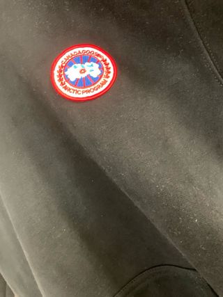Sudadera Canada Goose Negra Logo Parche