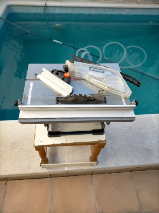 Sierra de corte para azulejos