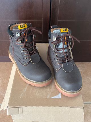 Botas Caterpillar Marrones Talla 39(25cm)