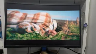 Monitor Curvo AOC 27 144Hz HDMI