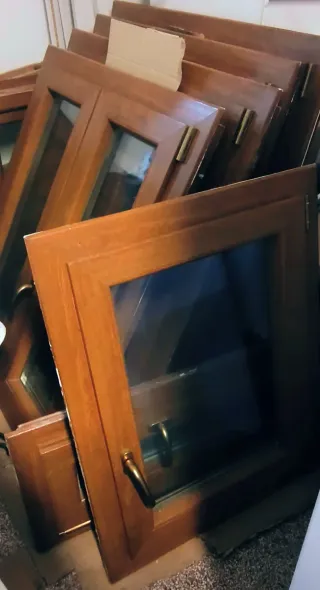 Porte in PVC e persiane in alluminio