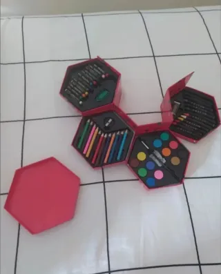 CAJA / ESTUCHE PINTURAS