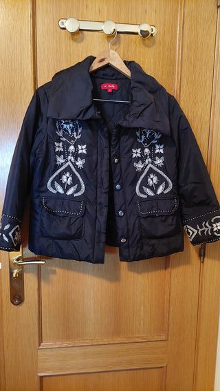 Lote de 3 gabardinas (beige y negras)