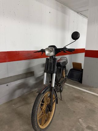 Derbi Variant Negra y Dorada,,,