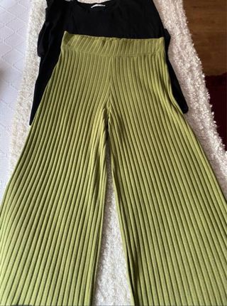 Pantalón Culotte Stradivarius Talla L + Camiseta