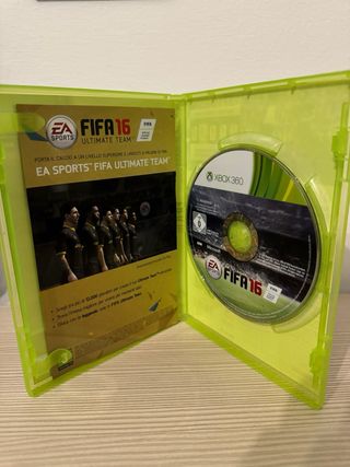 Lotto 3 Giochi FIFA Xbox 360: 14, 15, 16