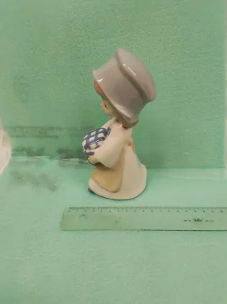 Figura Niña Casades