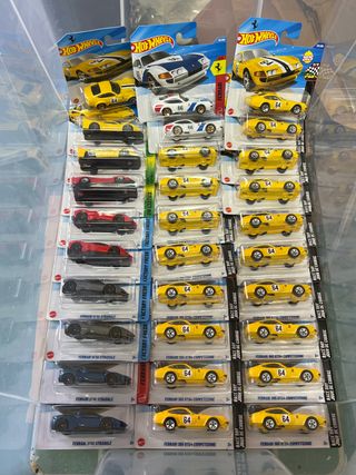 30 Hot Wheels Ferrari Mainlines