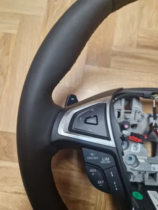 Volante ford mondeo mk5 powershift 2014-2022 NUEVO