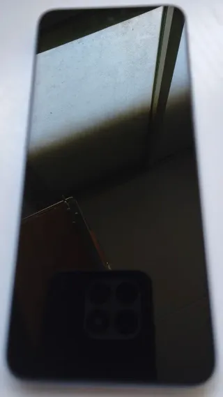 Xiaomi Redmi 12 5G - Estado Impecable