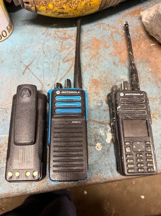 Walkie Talkie Motorola Profesional DP4401 EX