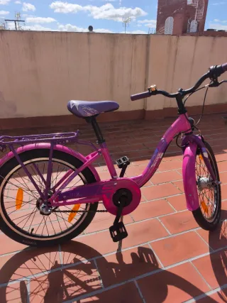 Bicicleta juvenil rosa