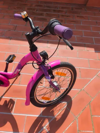 Bicicleta juvenil rosa