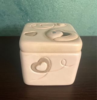 Scatola Thun ceramica cuori con strass