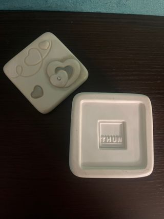 Scatola Thun ceramica cuori con strass