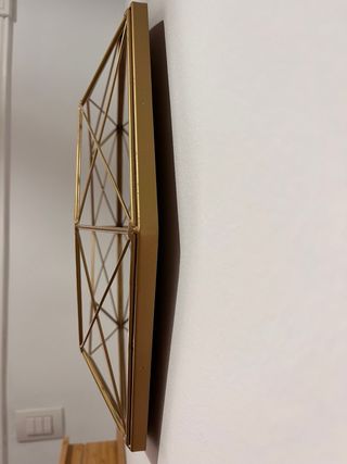 Espejo y balda decorativa