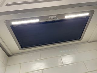 Campana extractora Teka precintada, sin usar