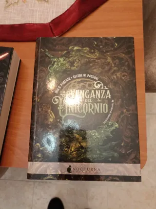 El orgullo del dragón (Literatura Mágica) (Span...