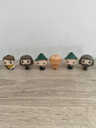 Colección funkos Huevos Kinder Figuras