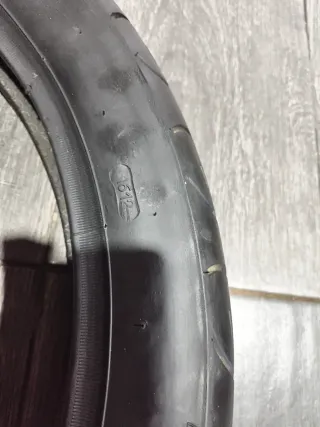 Neumático 2 3/4x16 Continental