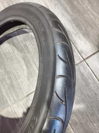 Neumático 2 3/4x16 Continental