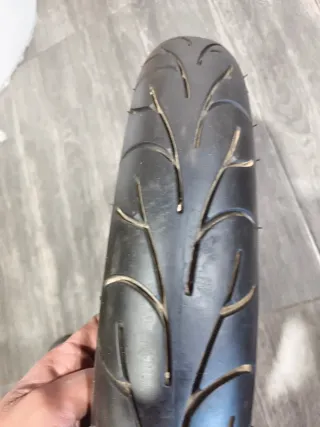 Neumático 2 3/4x16 Continental