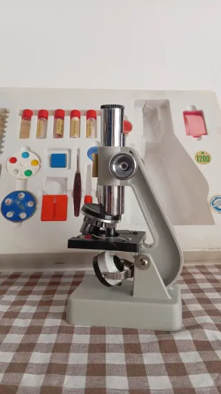 Microscopio MICROSCOPIA LAB Vintage