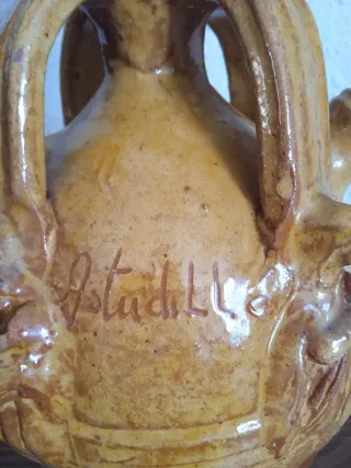 Botijo de alfarería de Astudillo