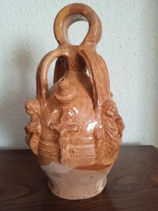 Botijo de alfarería de Astudillo