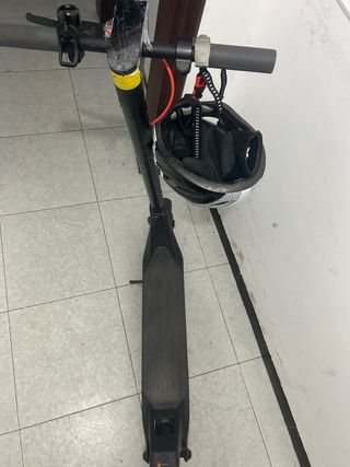 Patinete eléctrico casi nuevo