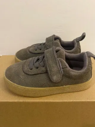 Zapatillas infantiles Zara Talla 22