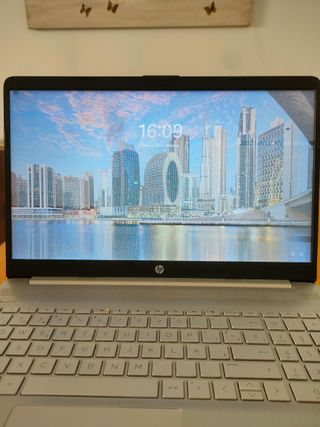 Portátil HP Plata i5