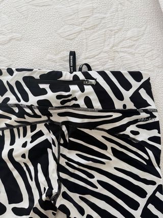 Leggings Nike Cebra Talla M