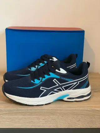 Zapatillas hombre. Número 41