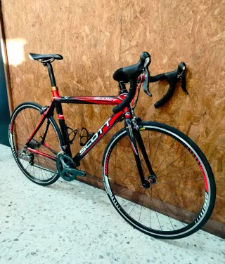 Bici Scott Addict carbono Shimano Ultegra DT Swiss