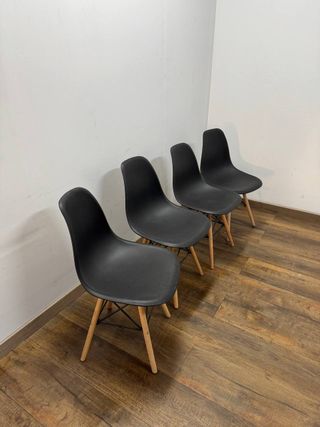 4 Sillas Nórdicas Negras ¡NUEVAS de Fábrica!