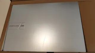 ASUS Vivobook 16 F1605P Plata