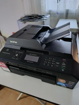 Impresora Multifunción Brother Negra