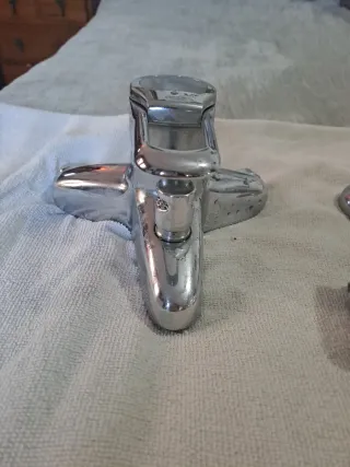 Grifo de bañera monomando.