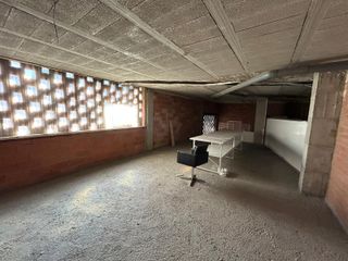 LOCAL COMERCIAL EN ALQUILER, CHIVA, VALENCIA.