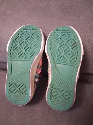 Zapatillas infantiles estampadas T24