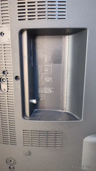 Televisor Sony Bravia 40 con mando y manual