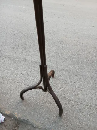 Perchero antiguo de madera