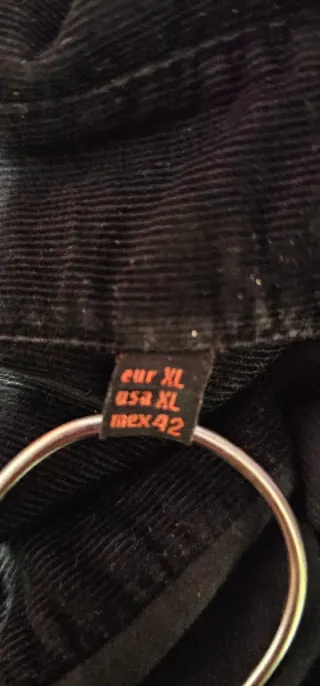 Camisa de pana negra hombre