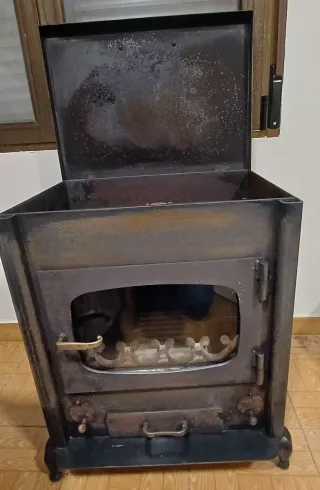 Estufa de leña hierro fundido negra/gris