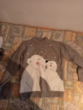 Camiseta mujer negra y multicolor  20 evro todo