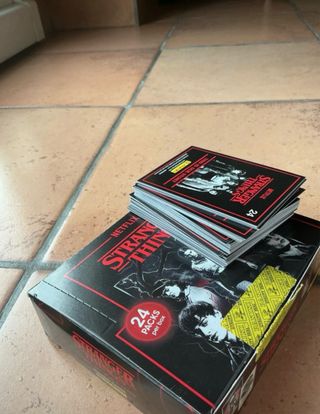 Cartas Panini Stranger Things 1985-1986