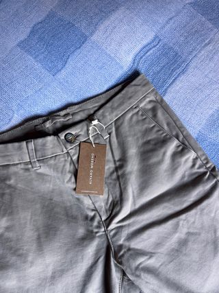 Pantalones chinos Álvaro Moreno beige