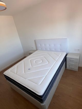 Liquidación: canapés y colchones armarios y sofás?