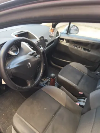 Peugeot 207 2008